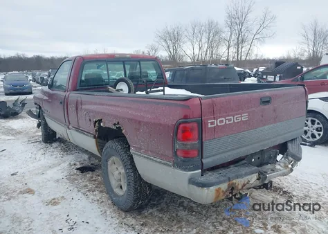 1996 Dodge Ram 1500 z USA, uszkodzony, nr VIN 1B7HC16Y1TS714371